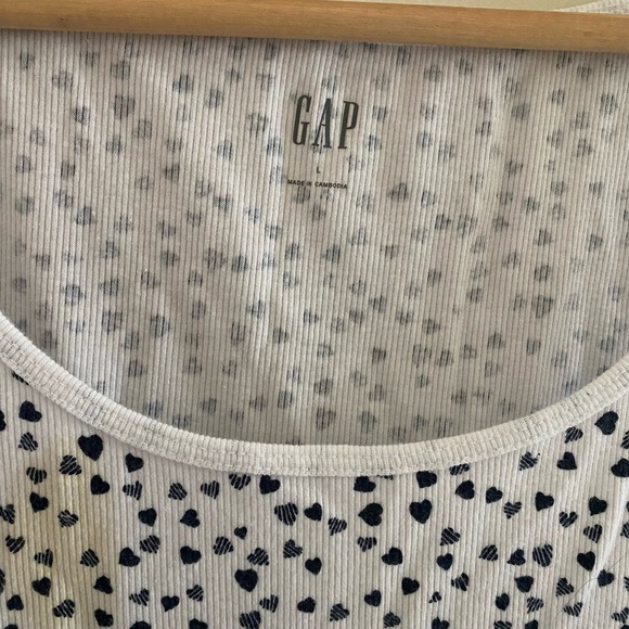 White and Black Hearts Dot Tank Top Size Large - Picture 2 of 3